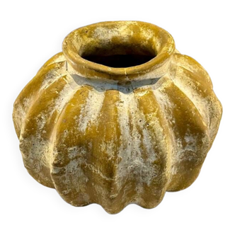 Antique sandstone vase Boule Citrouille