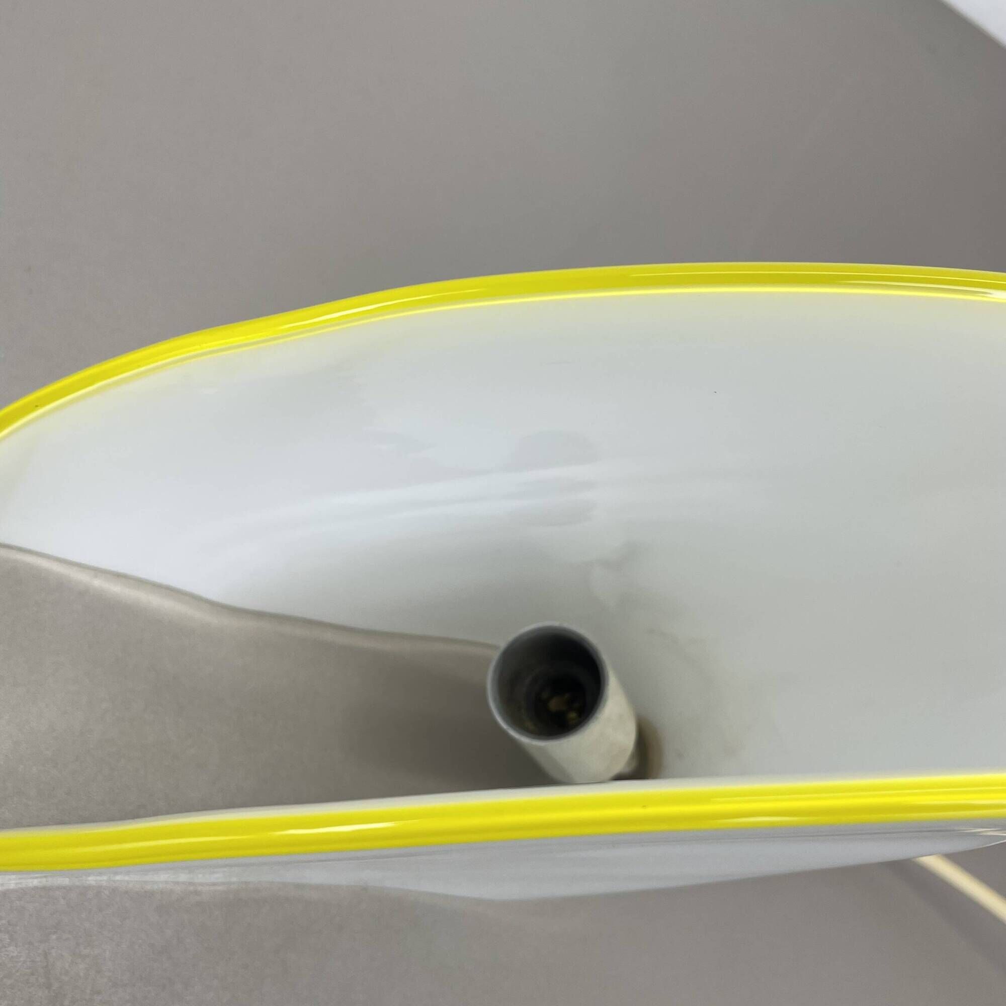 Minimalist White and Yellow Murano Glass Table Lamp by De Majo, Italy 1970s
