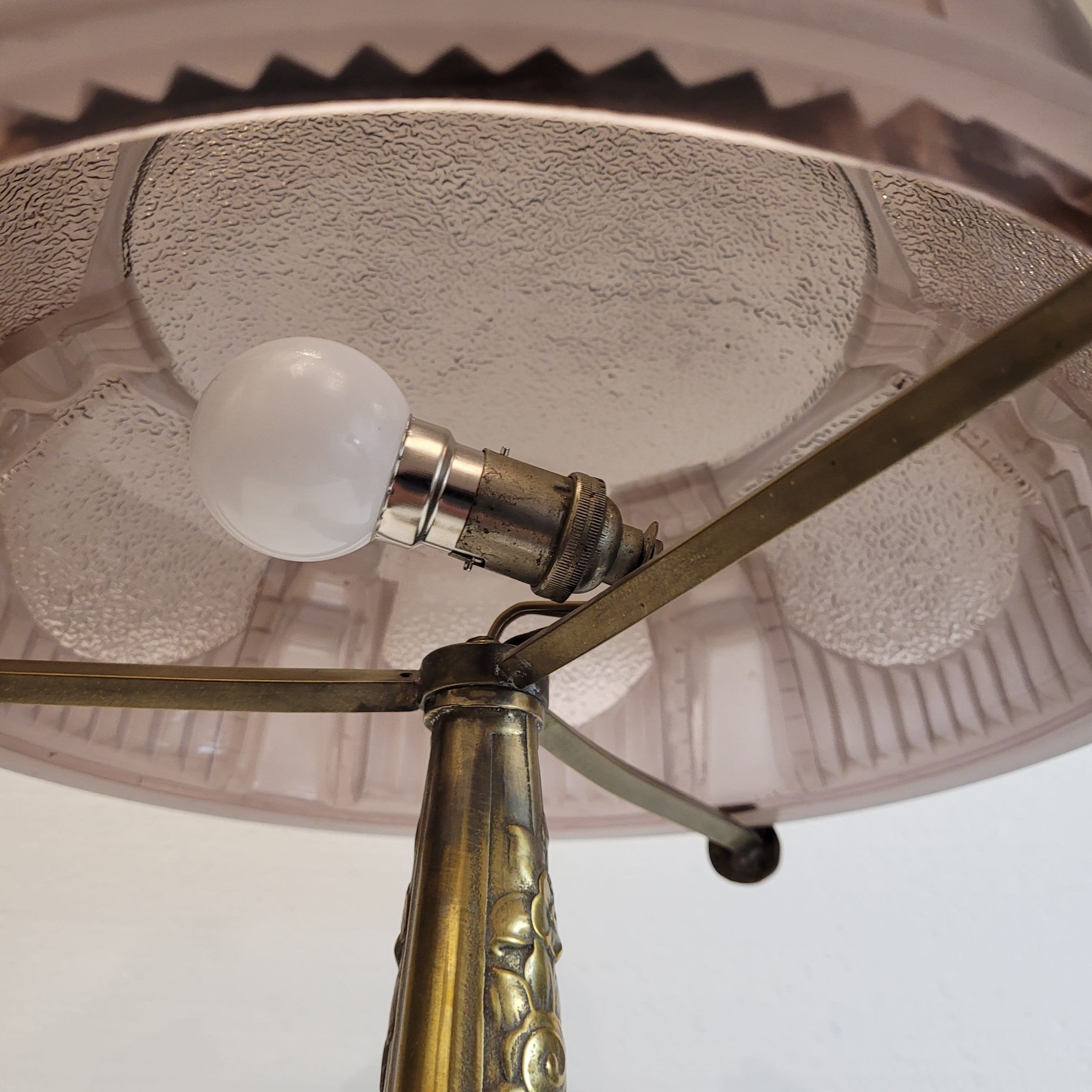 Lampe de table, bronze et verre courbé, Muller Frères, Art Déco, années 30 – Luneville, France