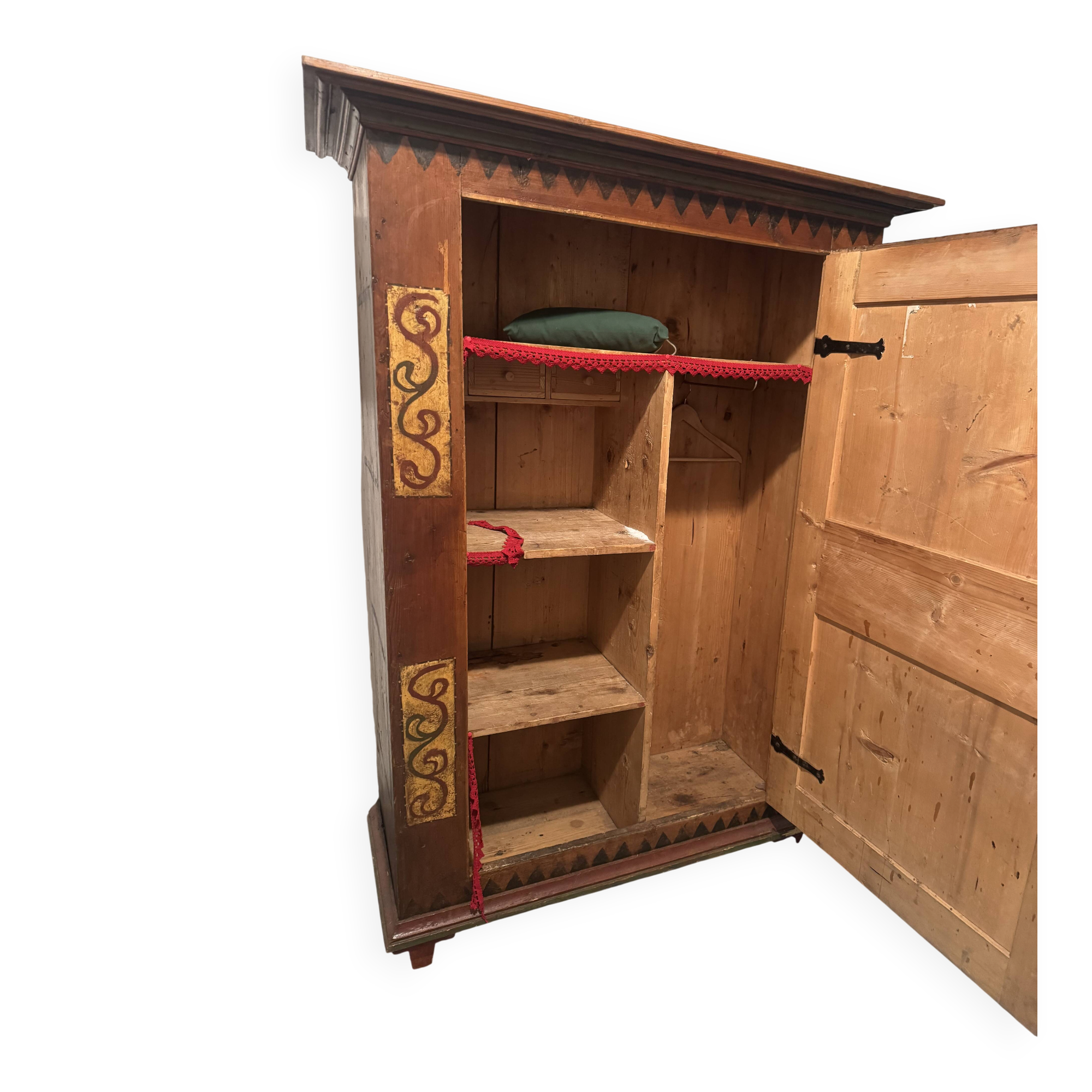 Mountain wardrobe