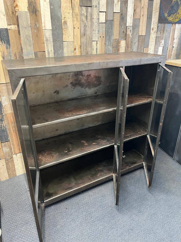 Industrial metal showcase 3 doors