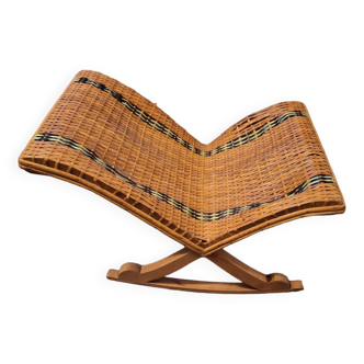 Rattan footrest