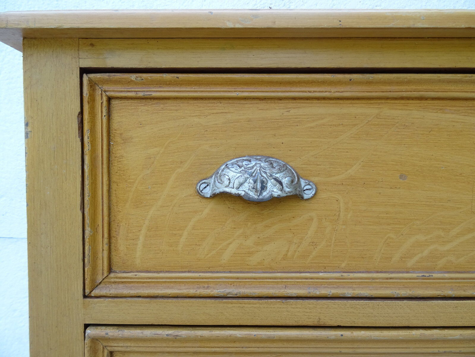 Shop furniture counter