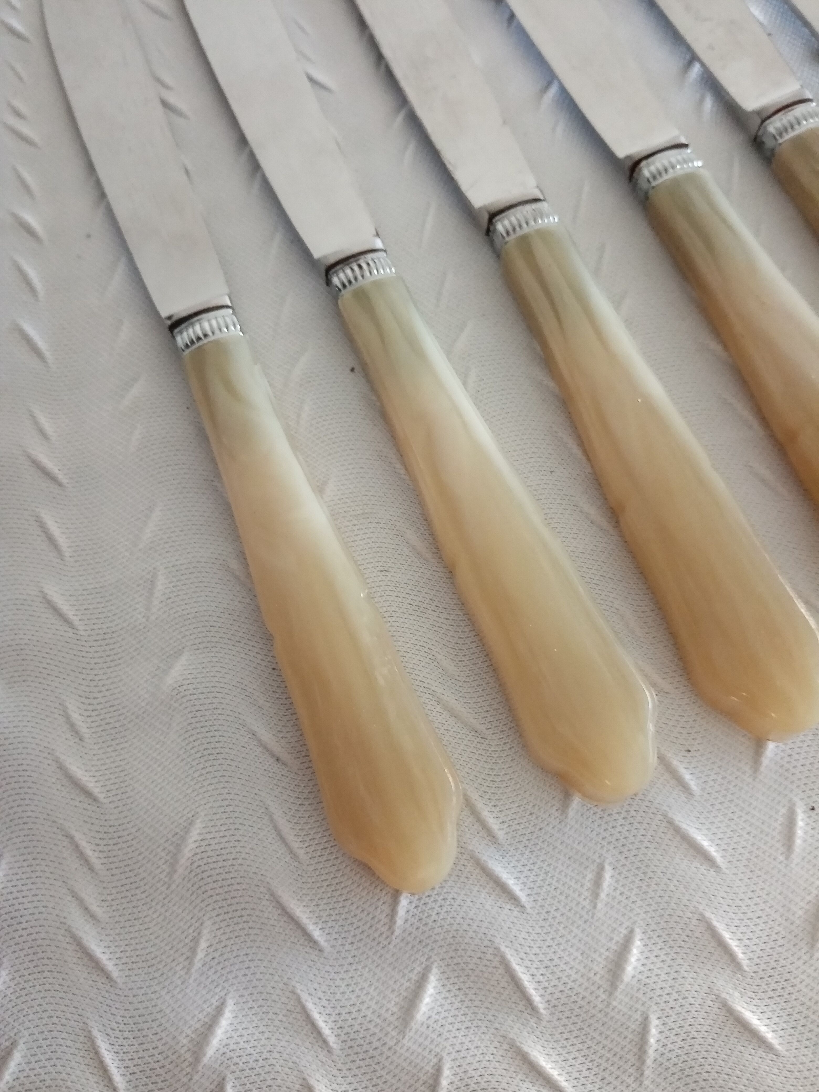 6 cheese knives, vintage