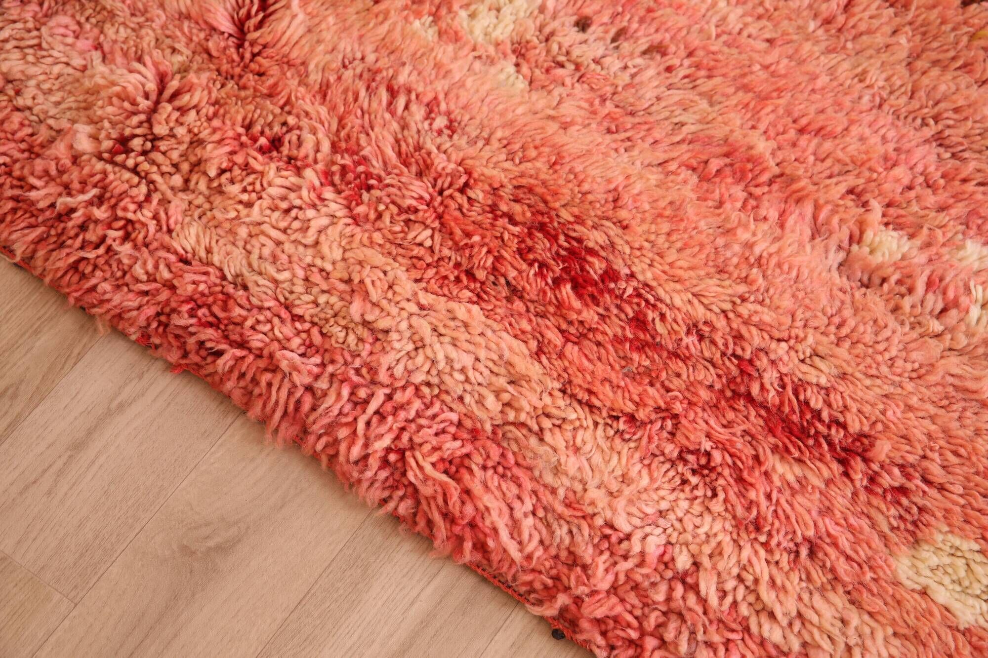 Peach Vintage Moroccan 175 x 246 cm, Berber Wool Rug Handmade, Boho Rug
