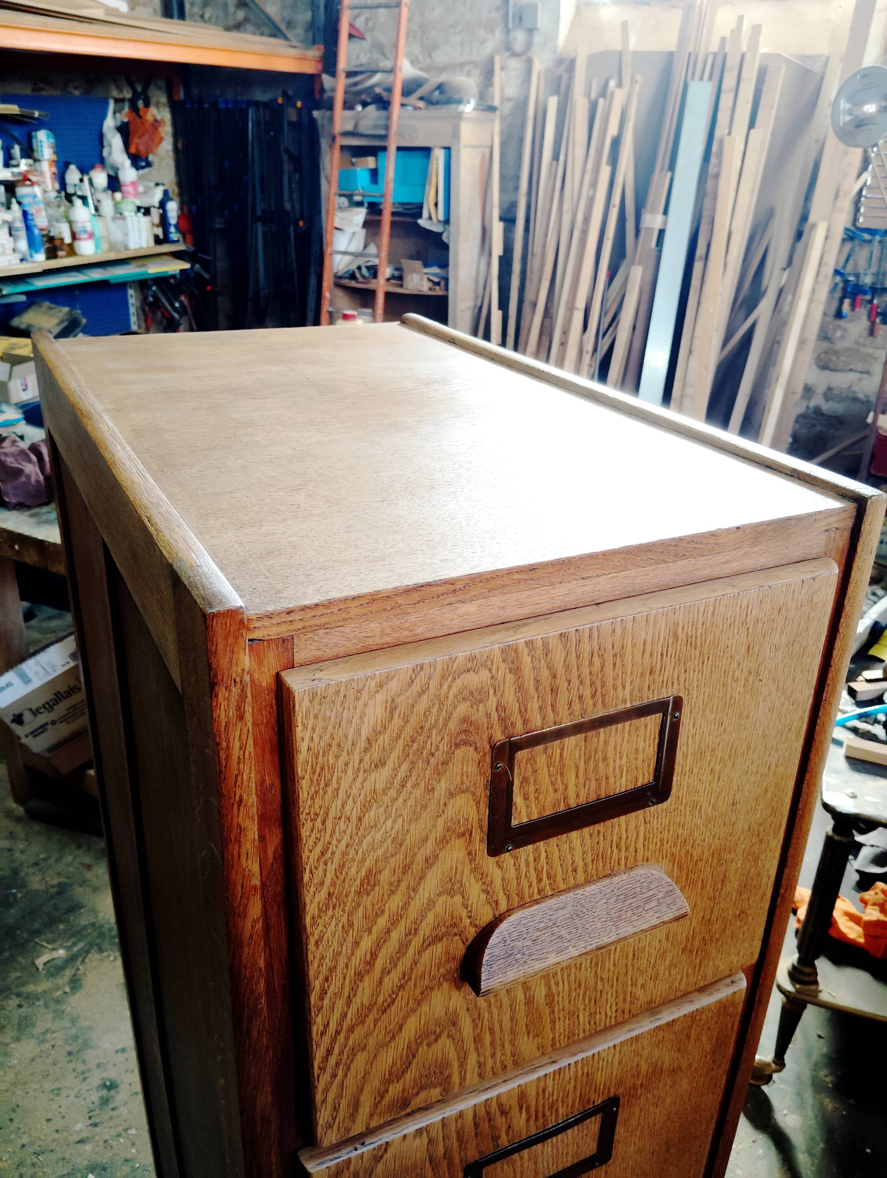 Filing cabinet - Storage furniture