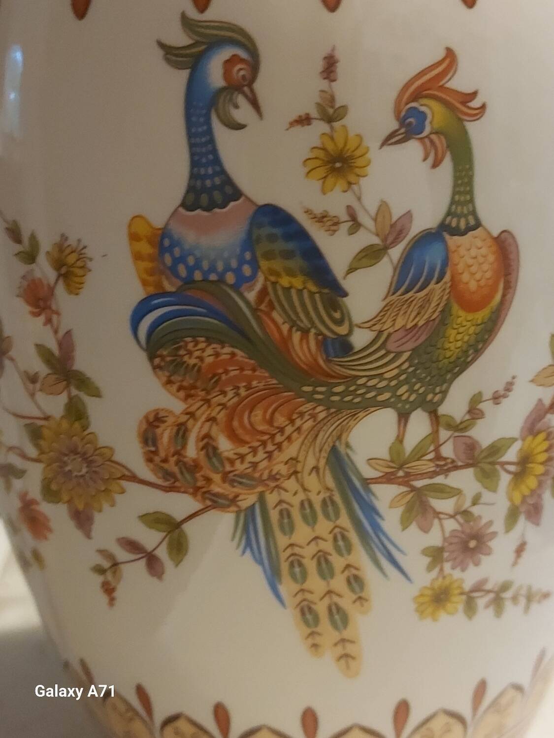 Japanese style porcelain vase signed FG