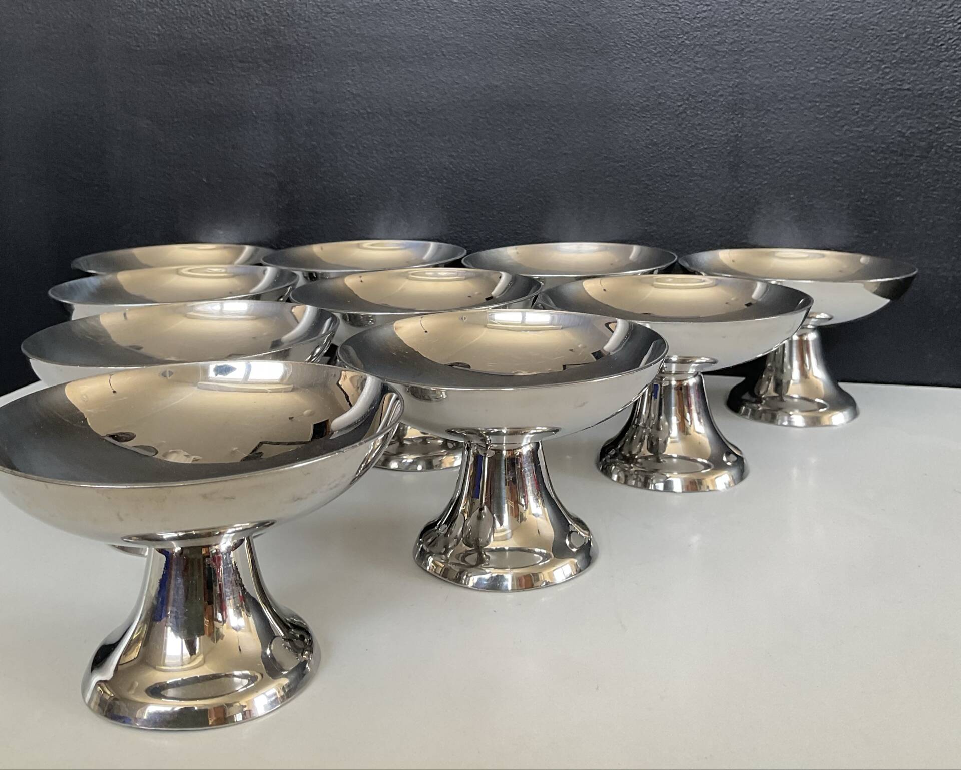 Série de 10 coupe à glaces vintage en inox