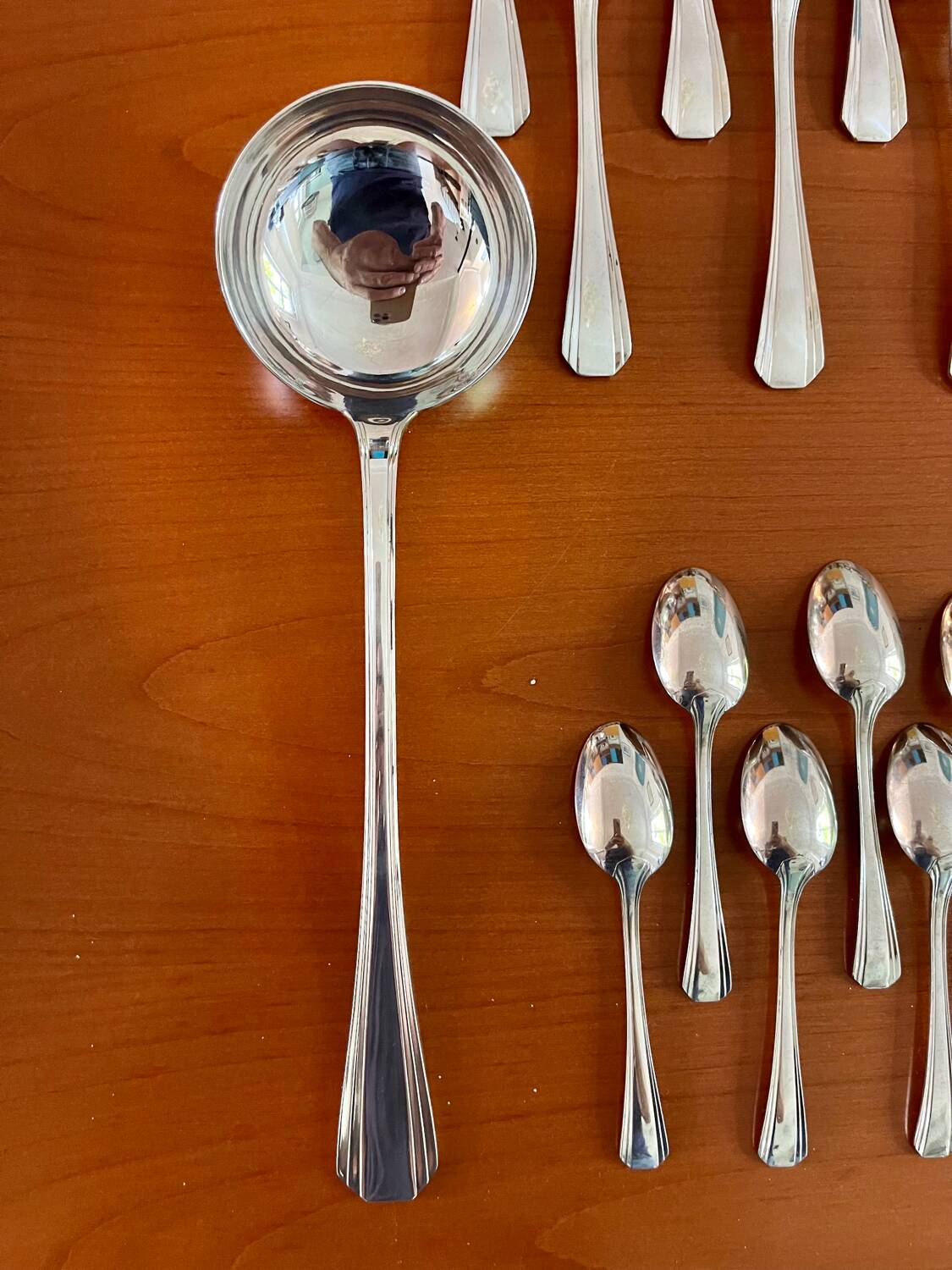 Ménagère christofle boréal 37pieces très bon état avec ecrin