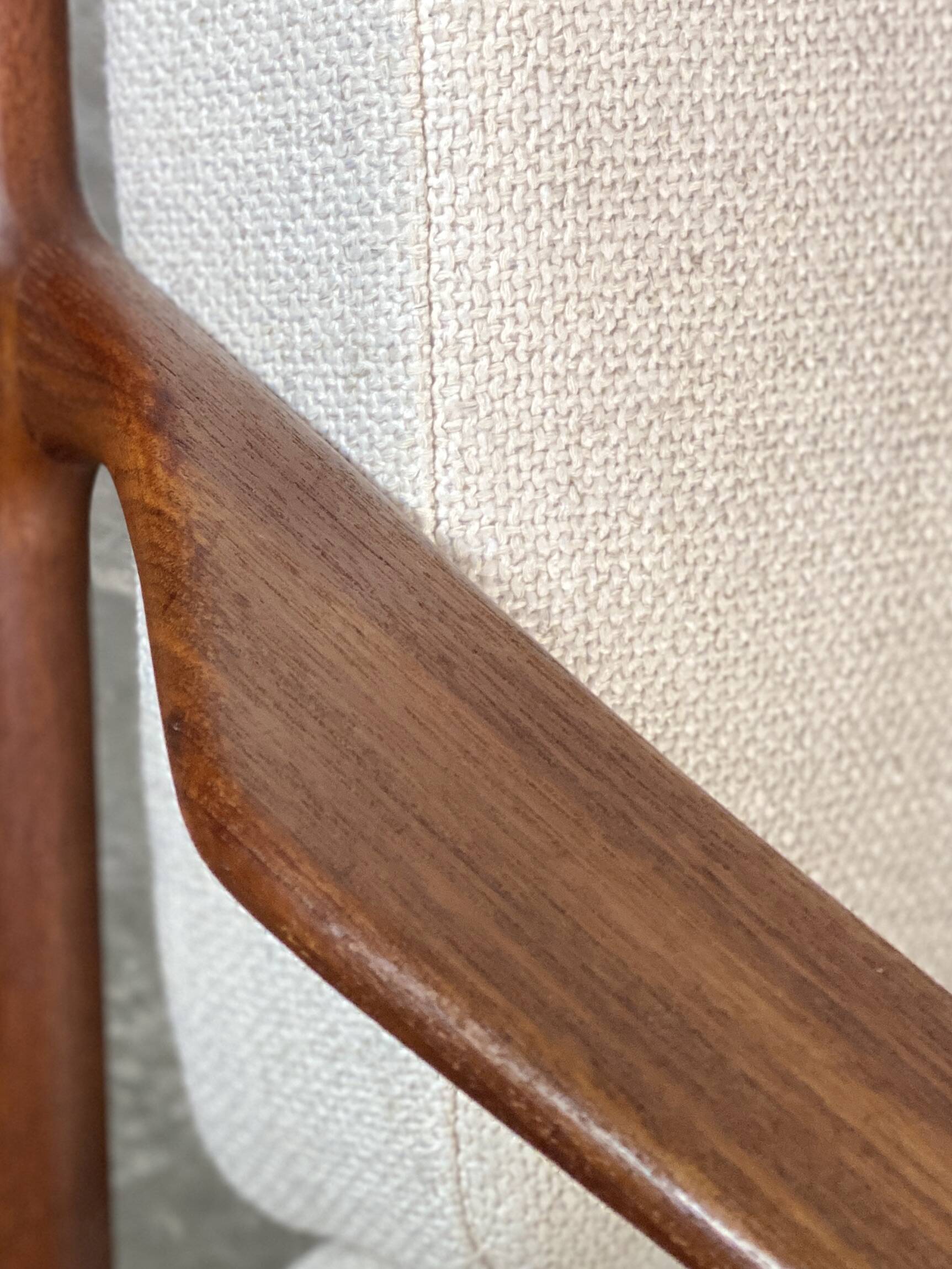 Paire de fauteuils scandinaves,  Arne Vodder – Modèle n°6 – Teck – Danemark