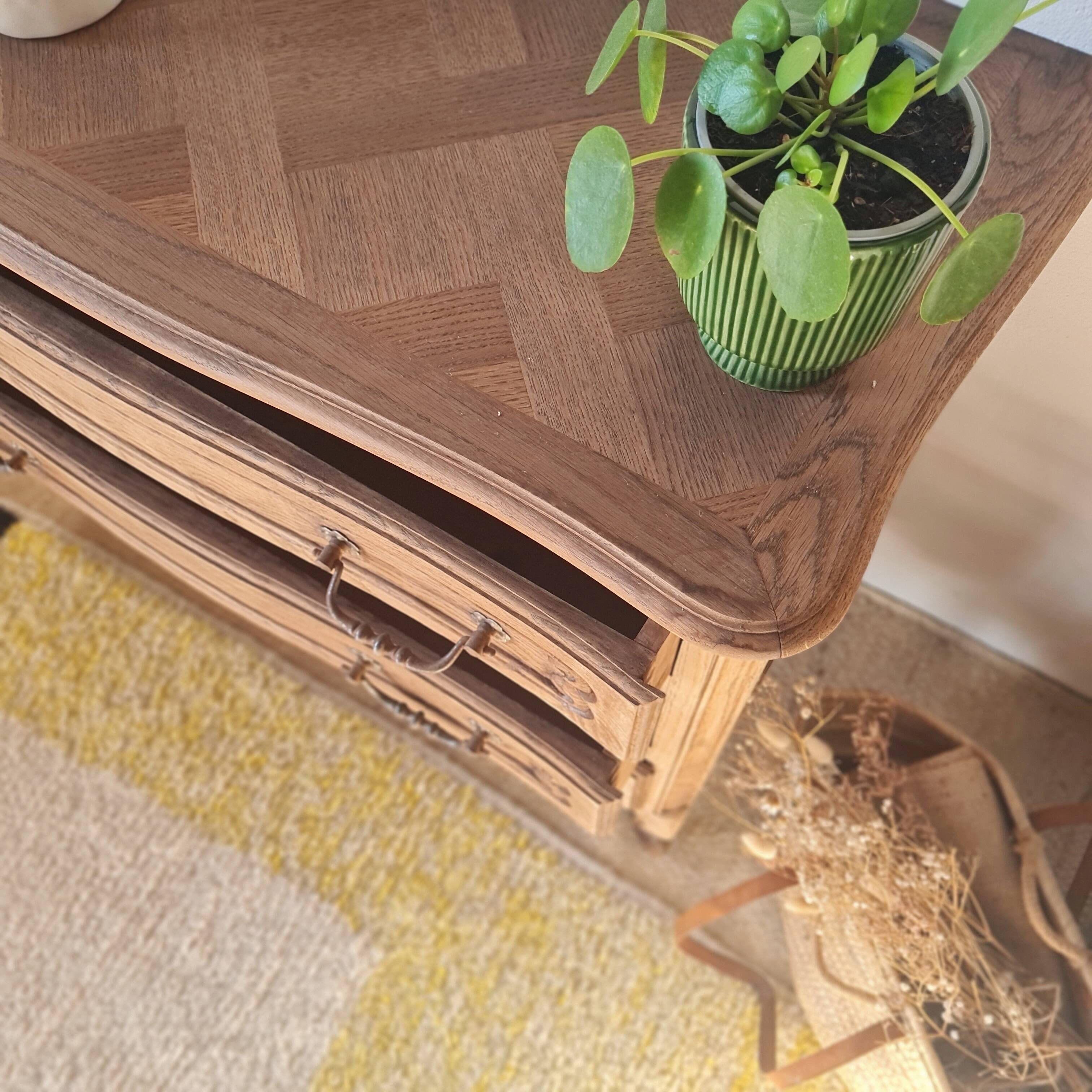 Antique commode with curved drawers - solid wood