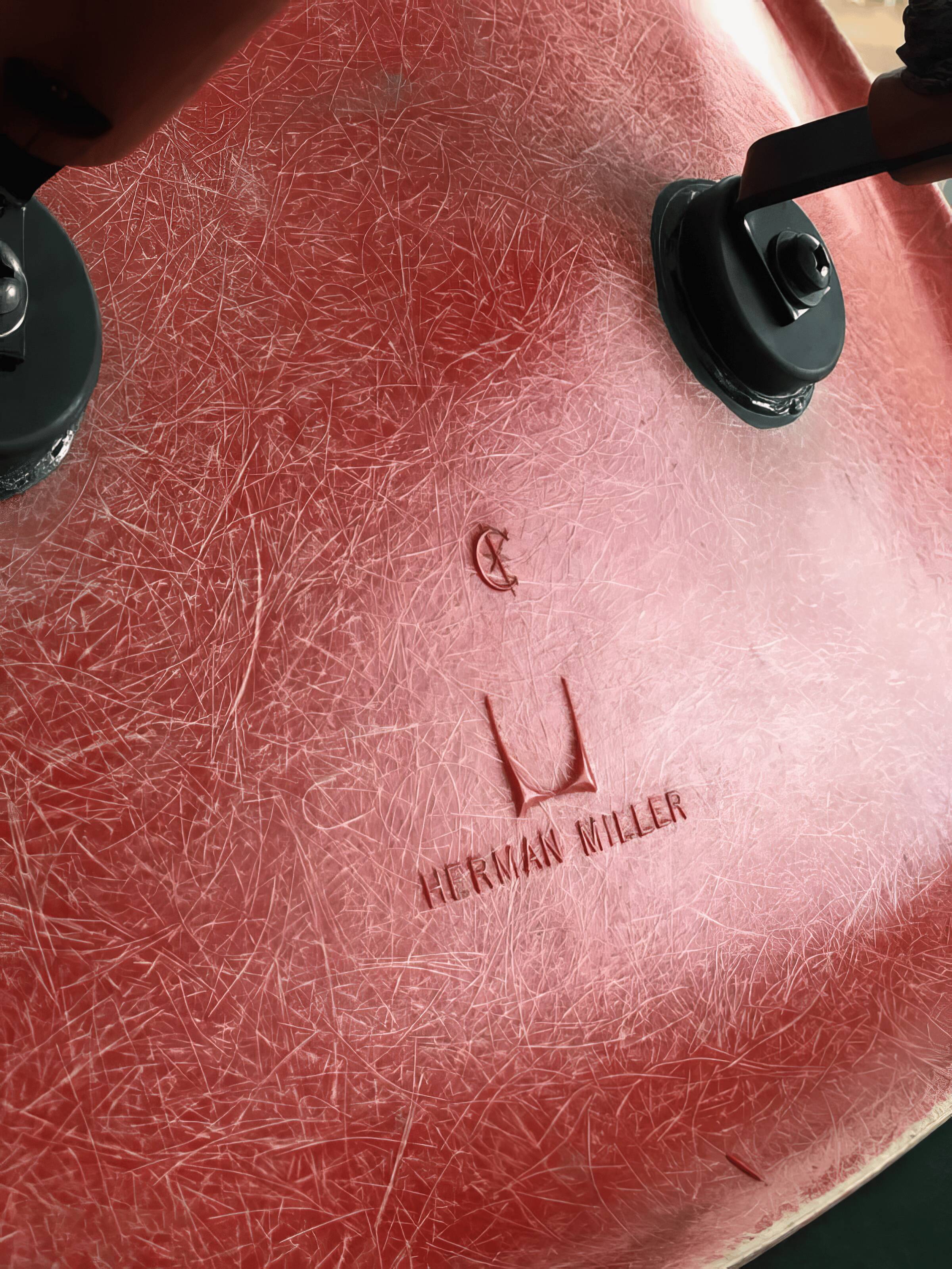Eames DSW Chair