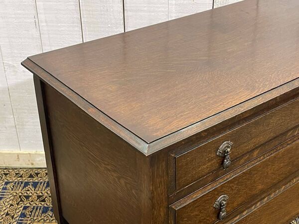 Commode anglaise en chêne des années 1930