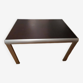 Extendable designer table