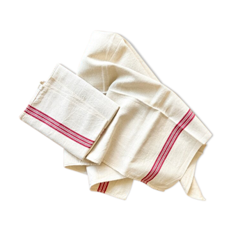 Tea towel in beige and red mestizo