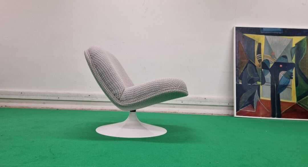 Chauffeuse Geoffrey Harcourt by Artifort