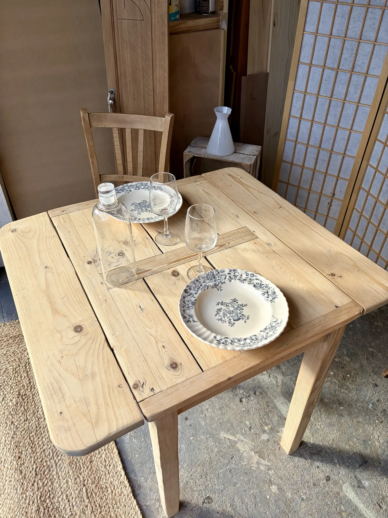 Folding wooden table