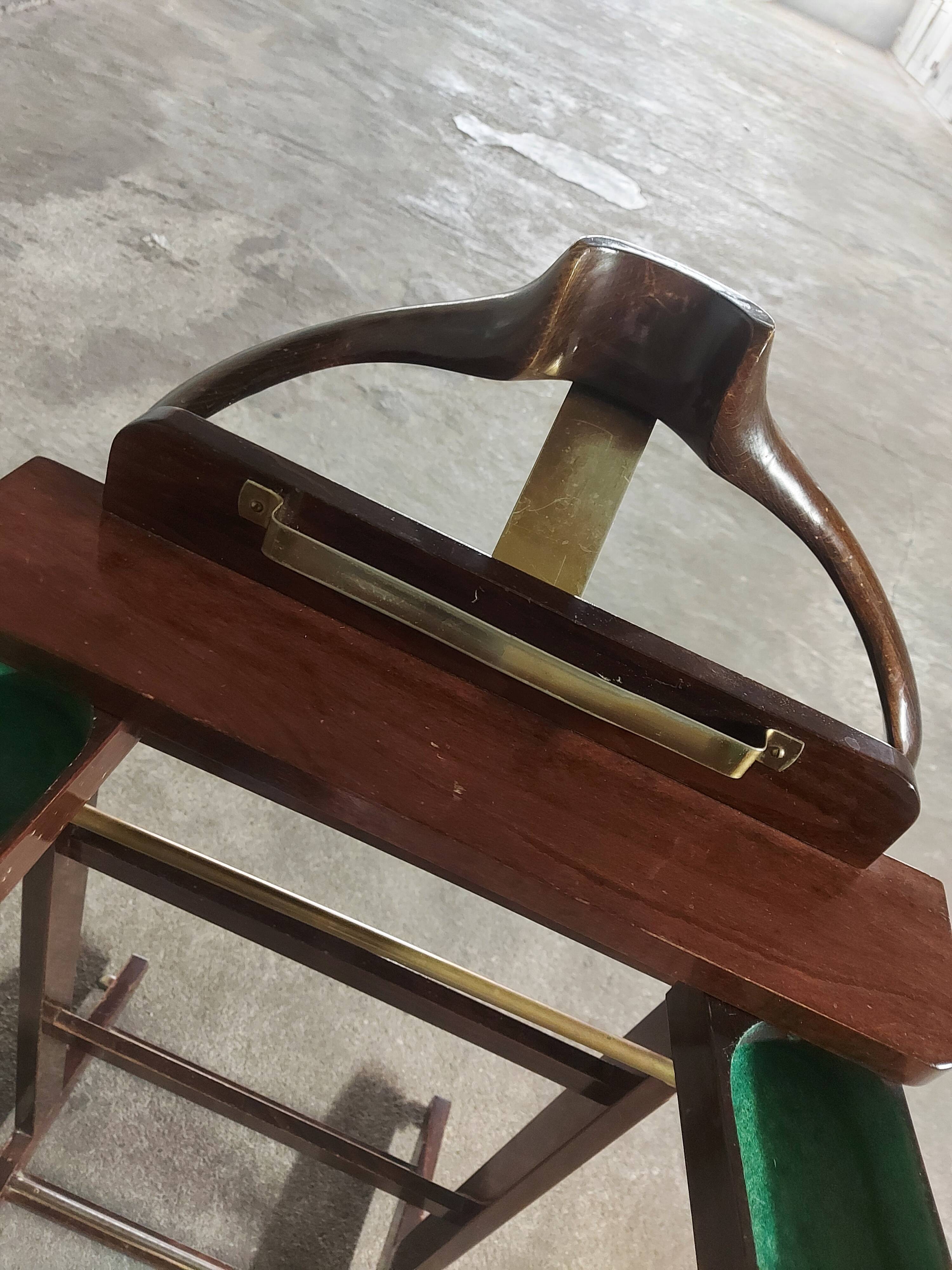 Vintage wooden valet Fratelli Reguitti