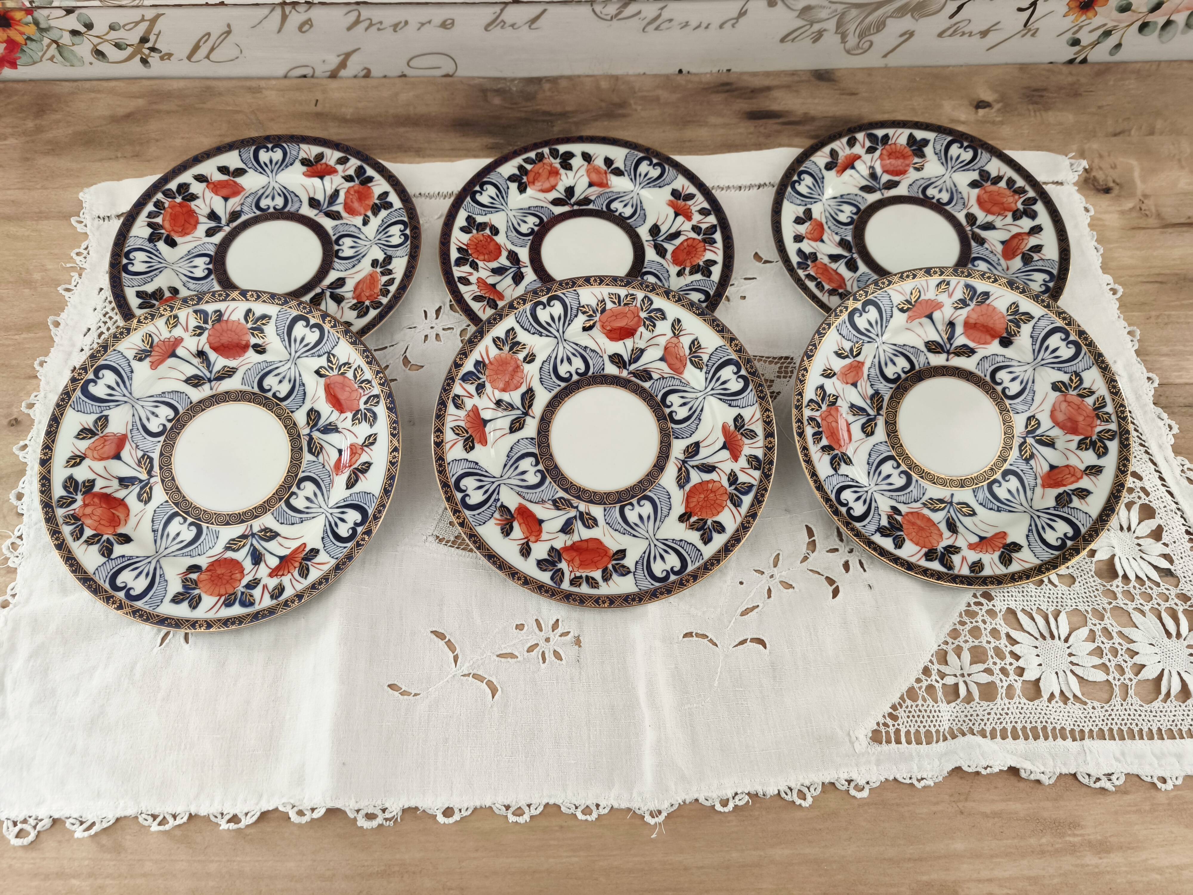 Set of 6 Japanese dessert plates with red, midnight blue and gold decor