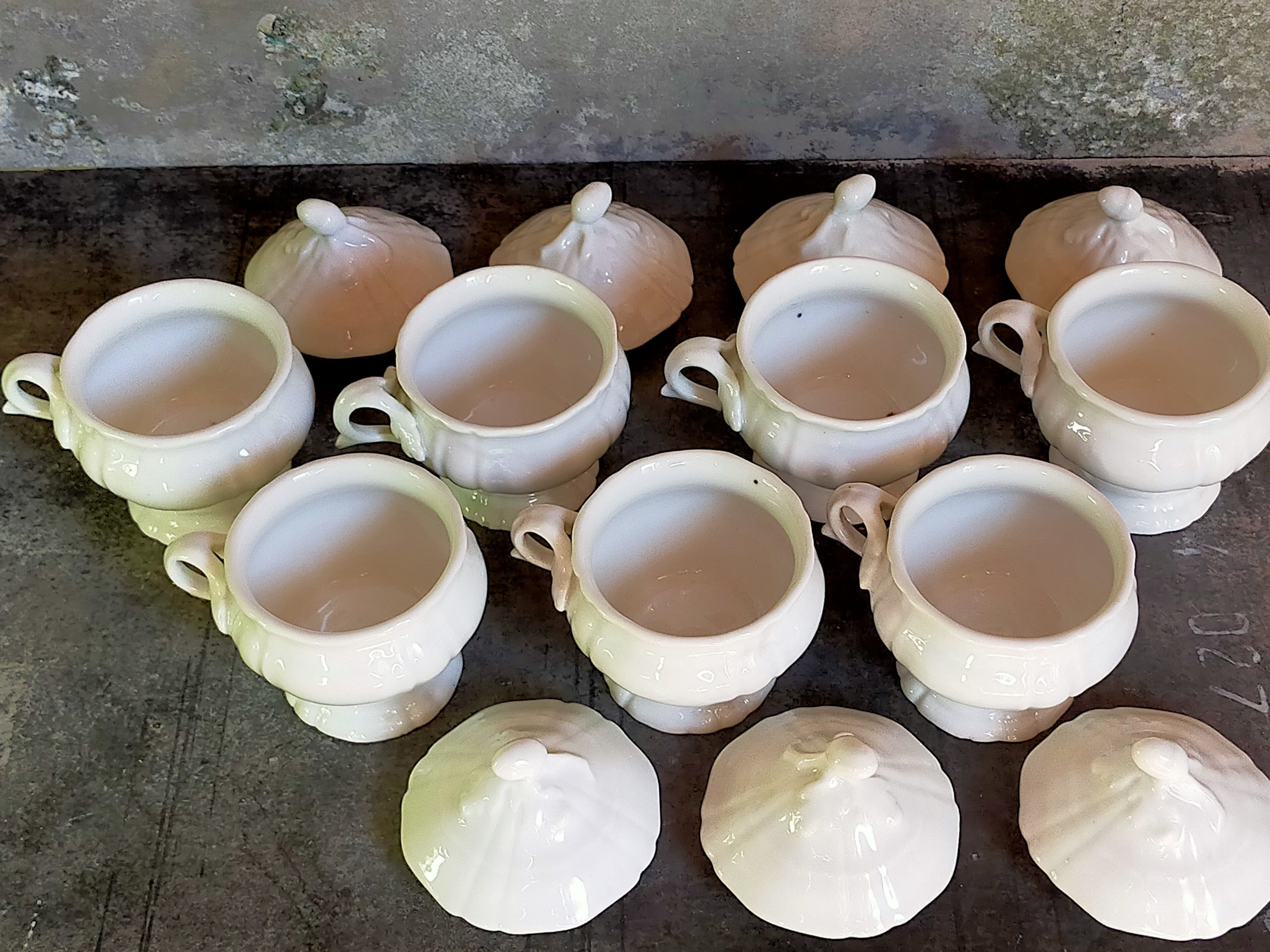 Set of seven covered pots and tray old white slurry nineteenth