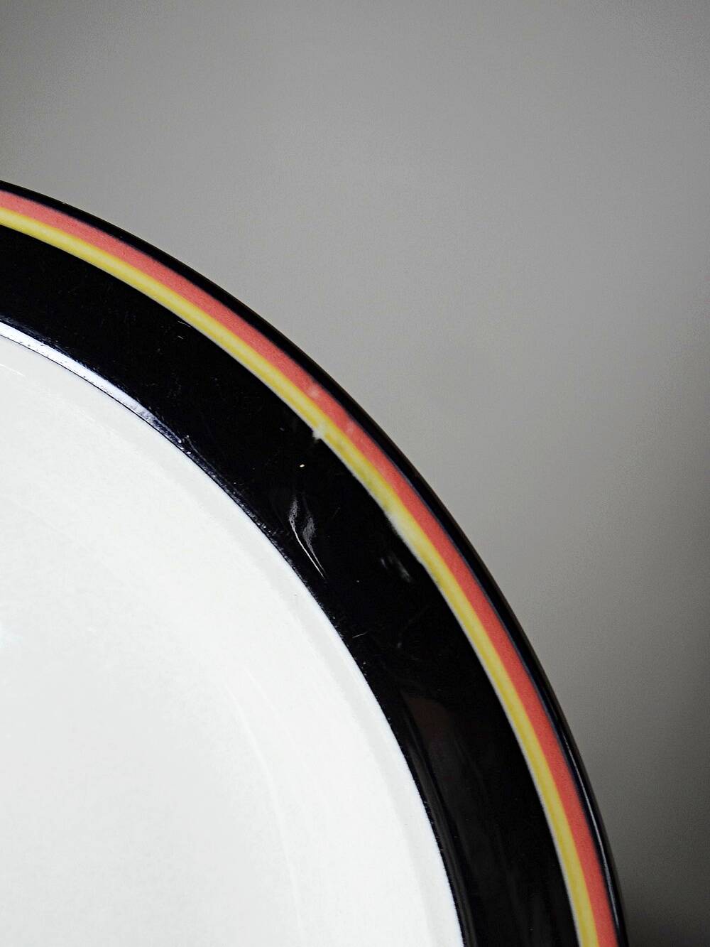 Vintage soup service from the 70s-80s Arabia Finland Reimari by Inkeri Leivo.