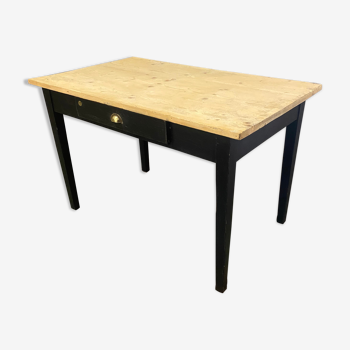 Table de ferme ancienne petit modèle