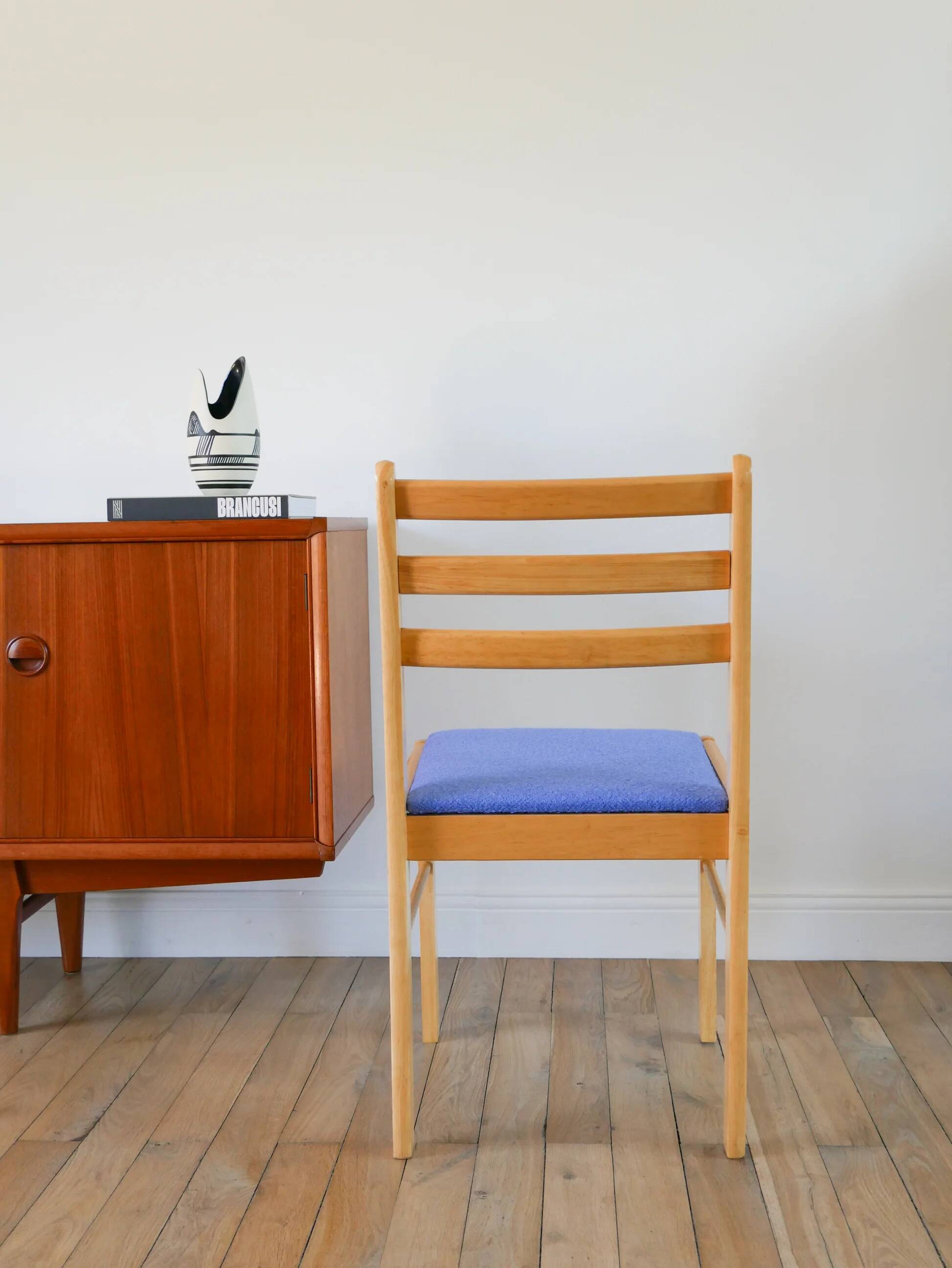 Set of 4 solid pine chairs, reupholstered in ocean blue wool, 1980.