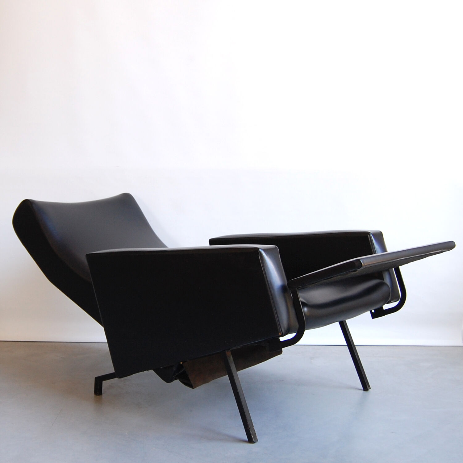 Relax armchair "Trelax" by Pierre Guariche for Meurop