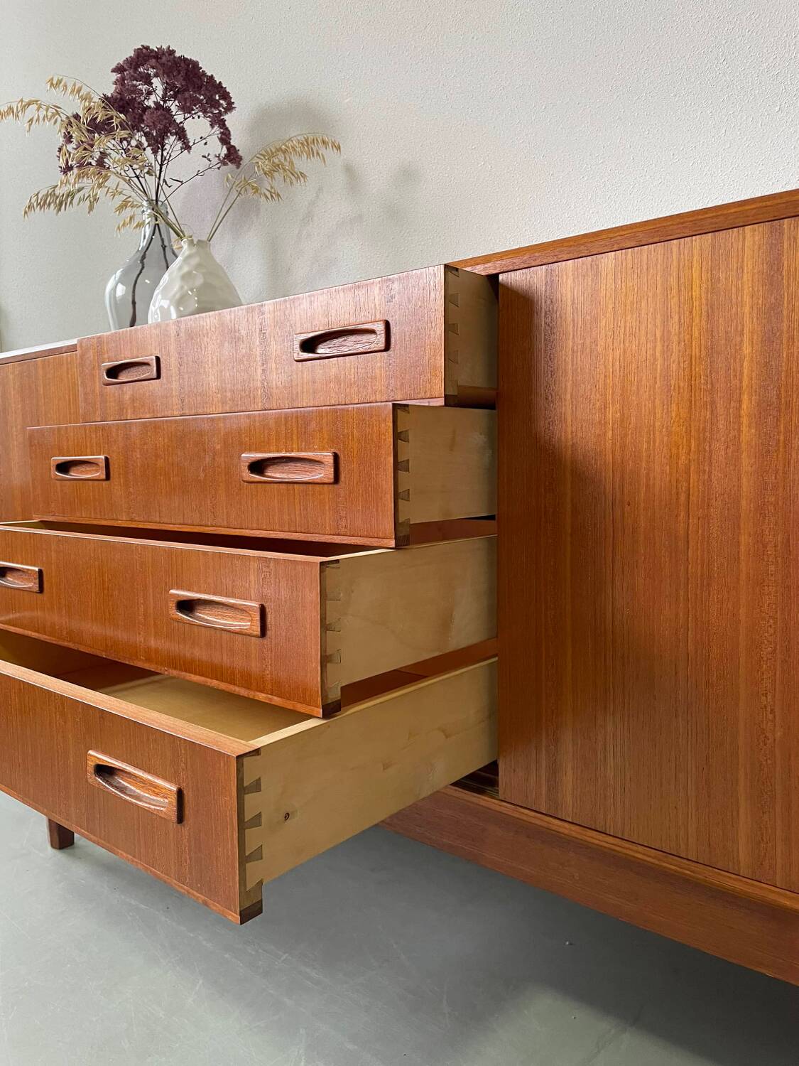 Buffet danois Clausen & Son