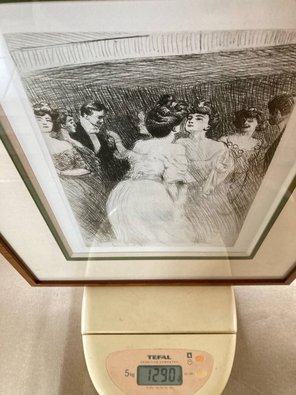 Black ink drawing of people from the Art Nouveau period