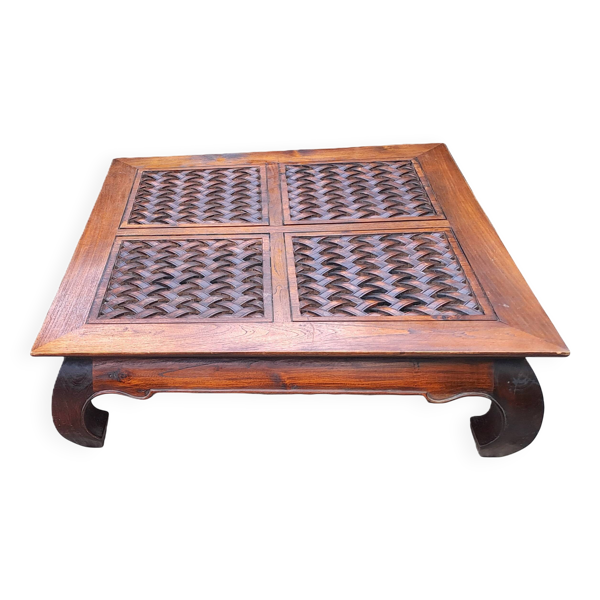 Table basse carrée en bois sculpté massif exotique Pier import, 1980