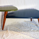 Coffee table with 2 levels