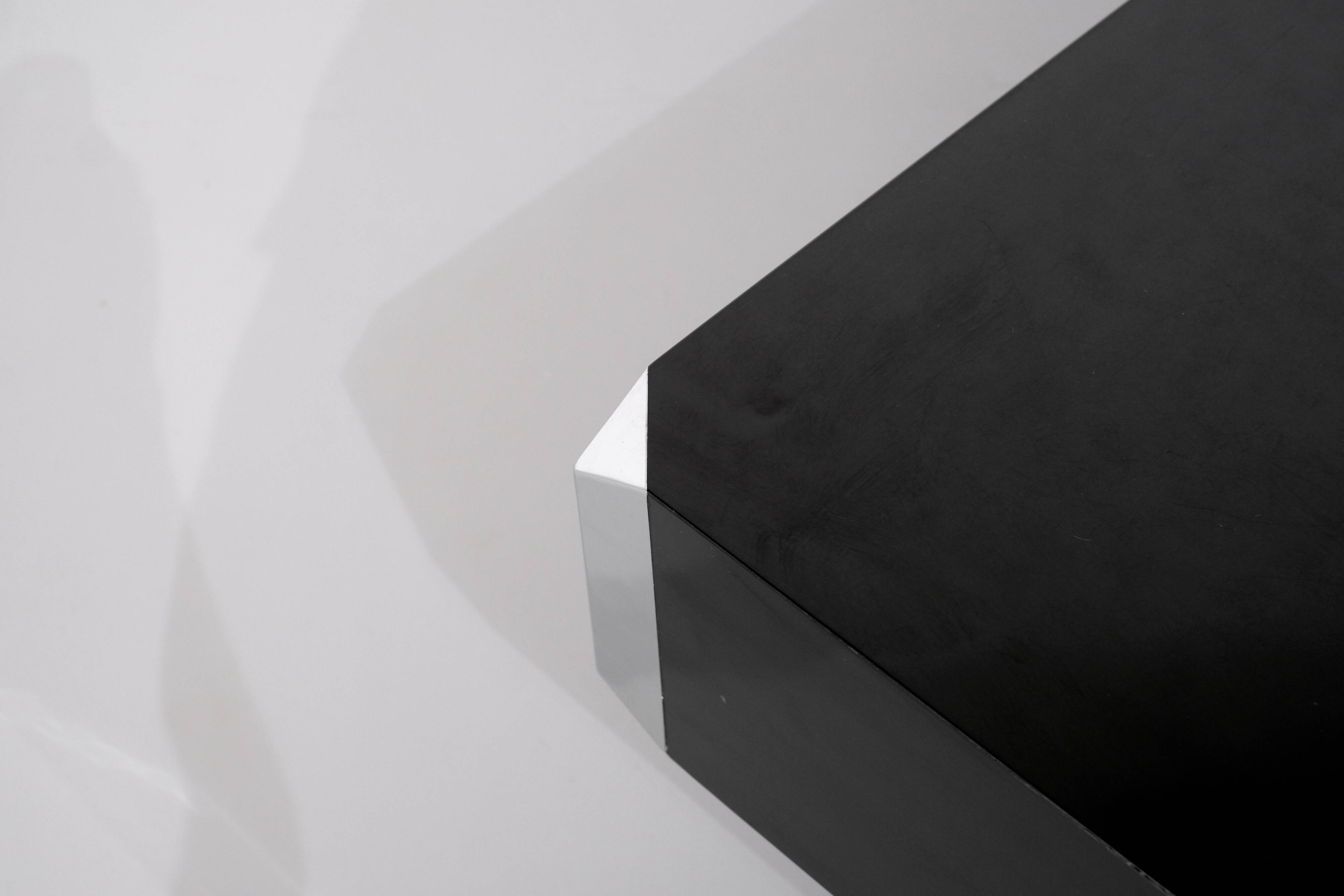 Alveo coffee table, attributed to Willy Rizzo for Mario Sabot, 1970s.