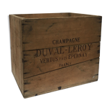 Wooden case for champagne
