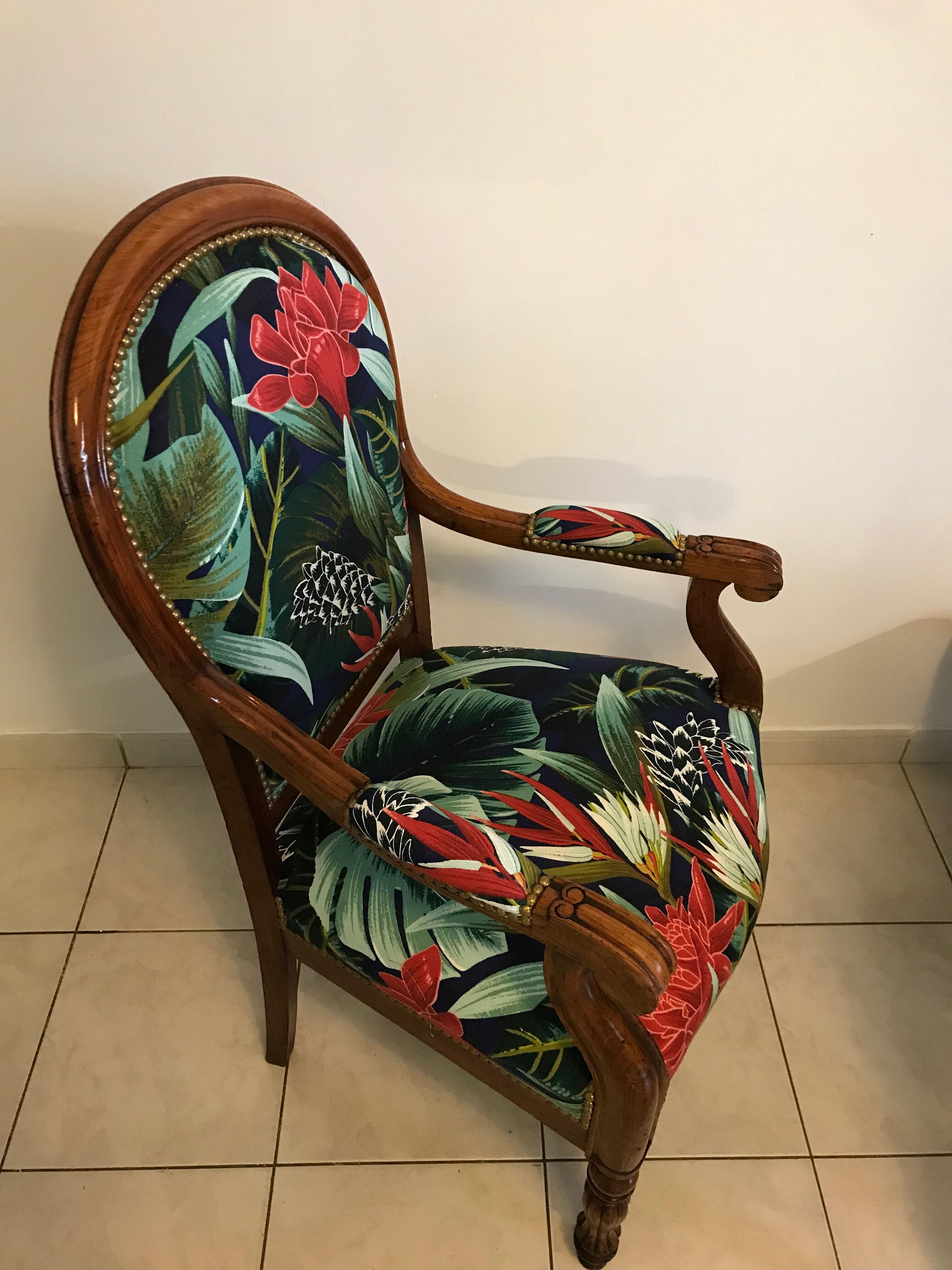 Cabriolet armchair