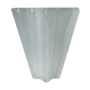 Vase en verre compresse forme etoile art deco