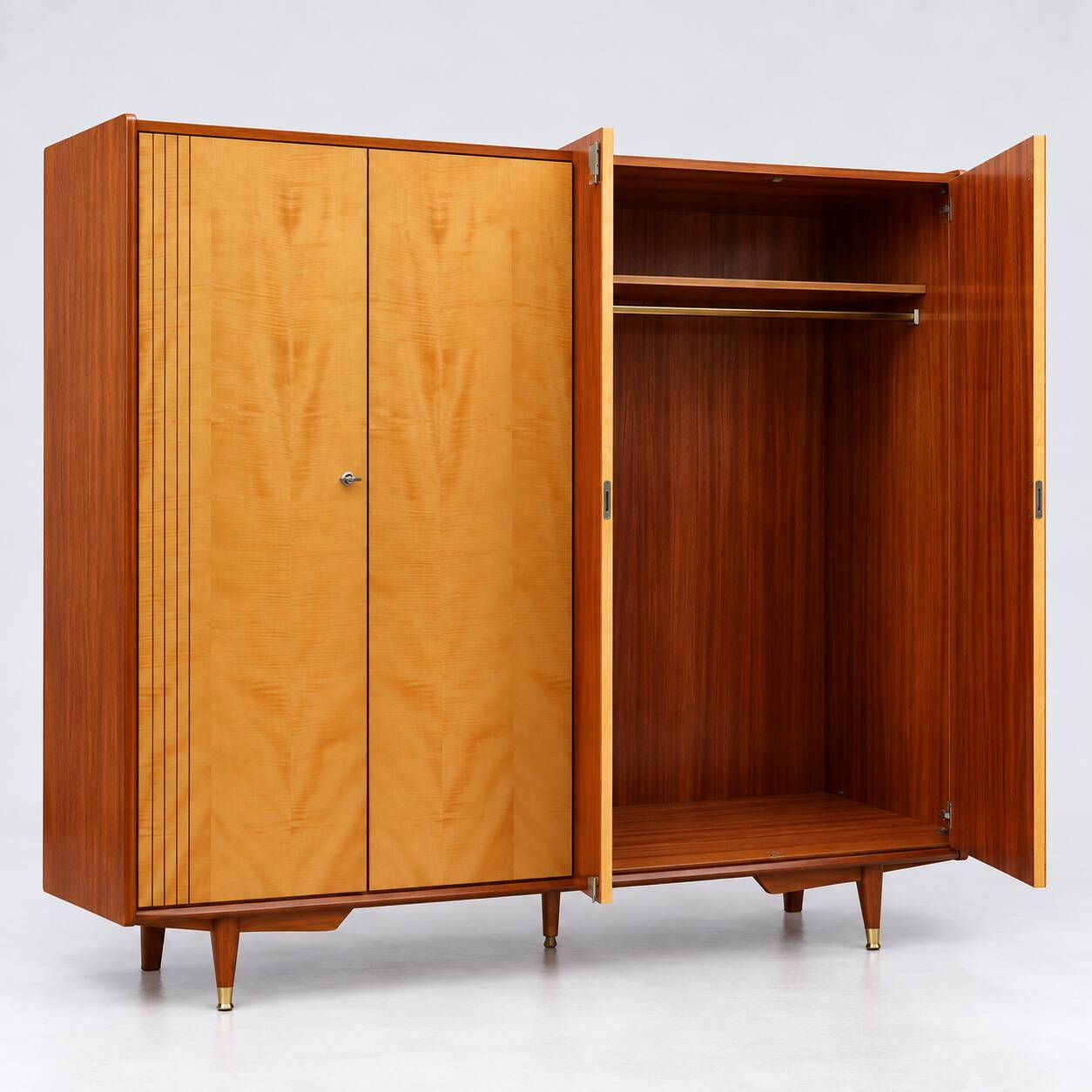Vintage 4-door wardrobe / linen cabinet from the 1960s or 70s