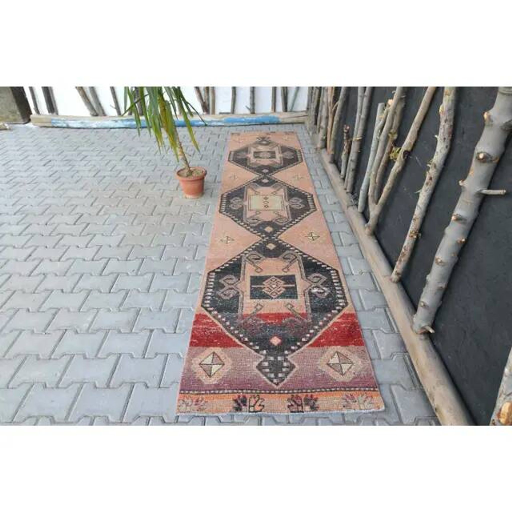 Tapis décoratif long coloré turc des années 1940 83x205 cm