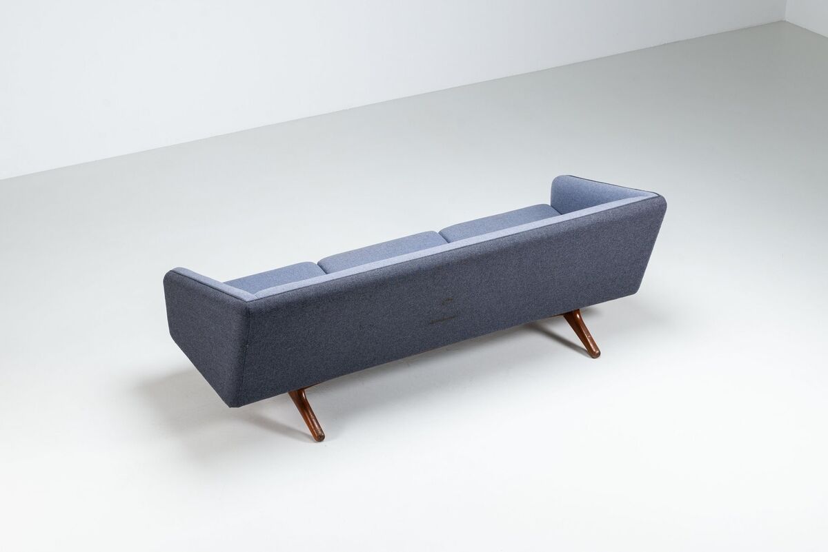 Illum Wikkelso ML-90 three-seater sofa Laursen Denmark 1960
