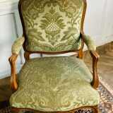 Paire de fauteuils à la reine cabriolet en velours vert style Louis XV - 19eme siècle France