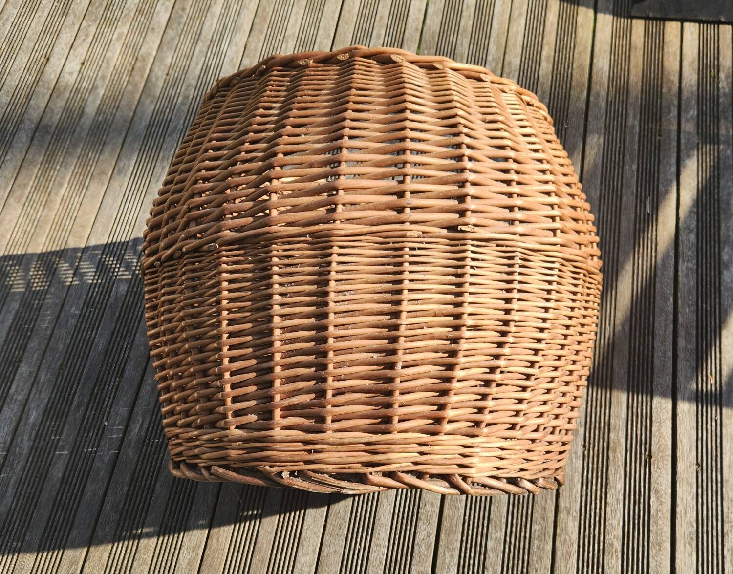 Wicker planter