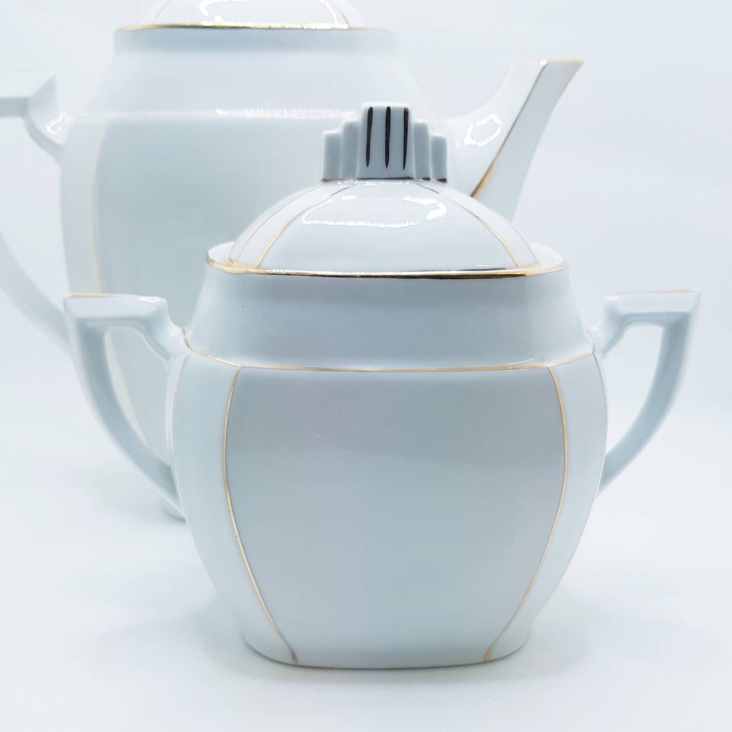 Art Deco tea/coffee service, 3 pieces