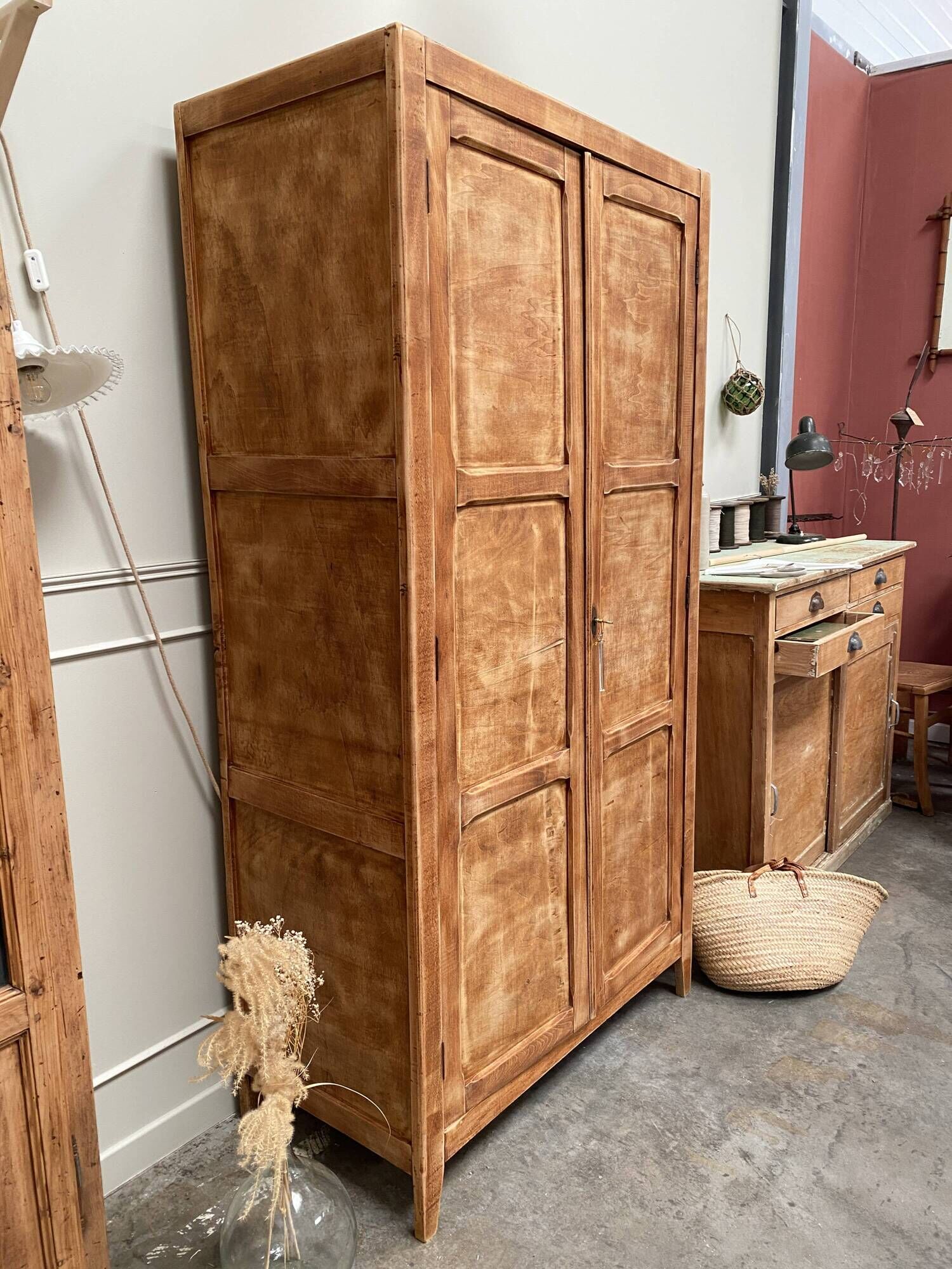 armoire parisienne ou penderie