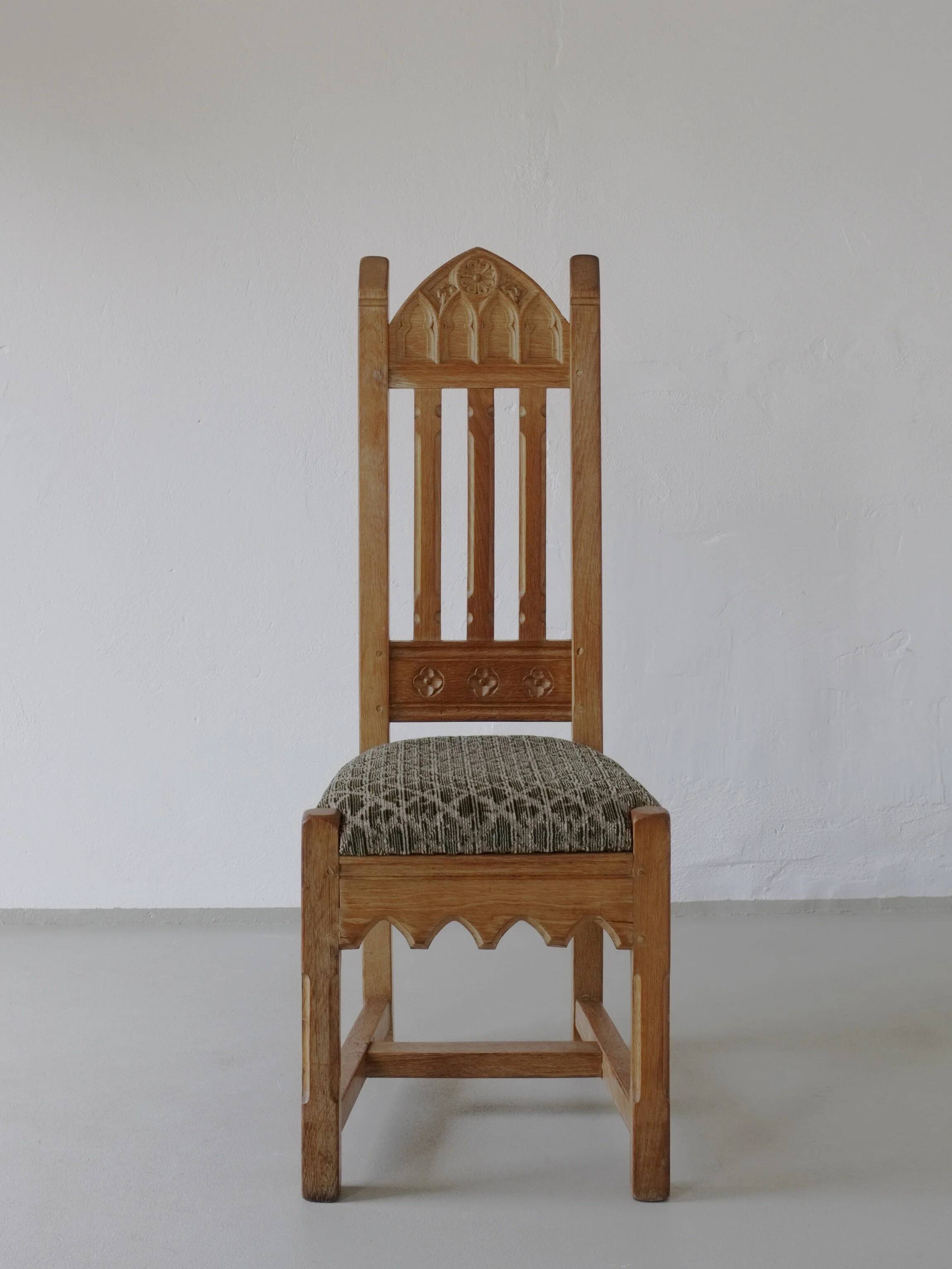 Gothic revival refectory dining table and chairs set of 7 France