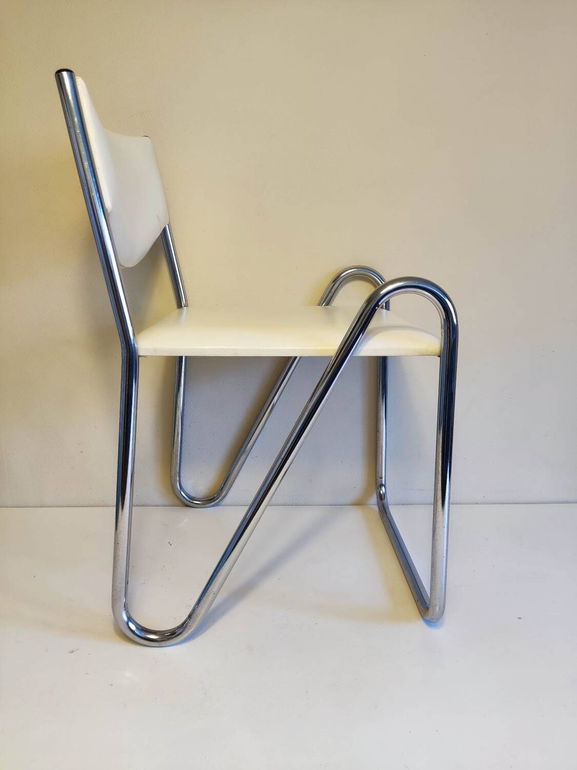 Vintage design chair