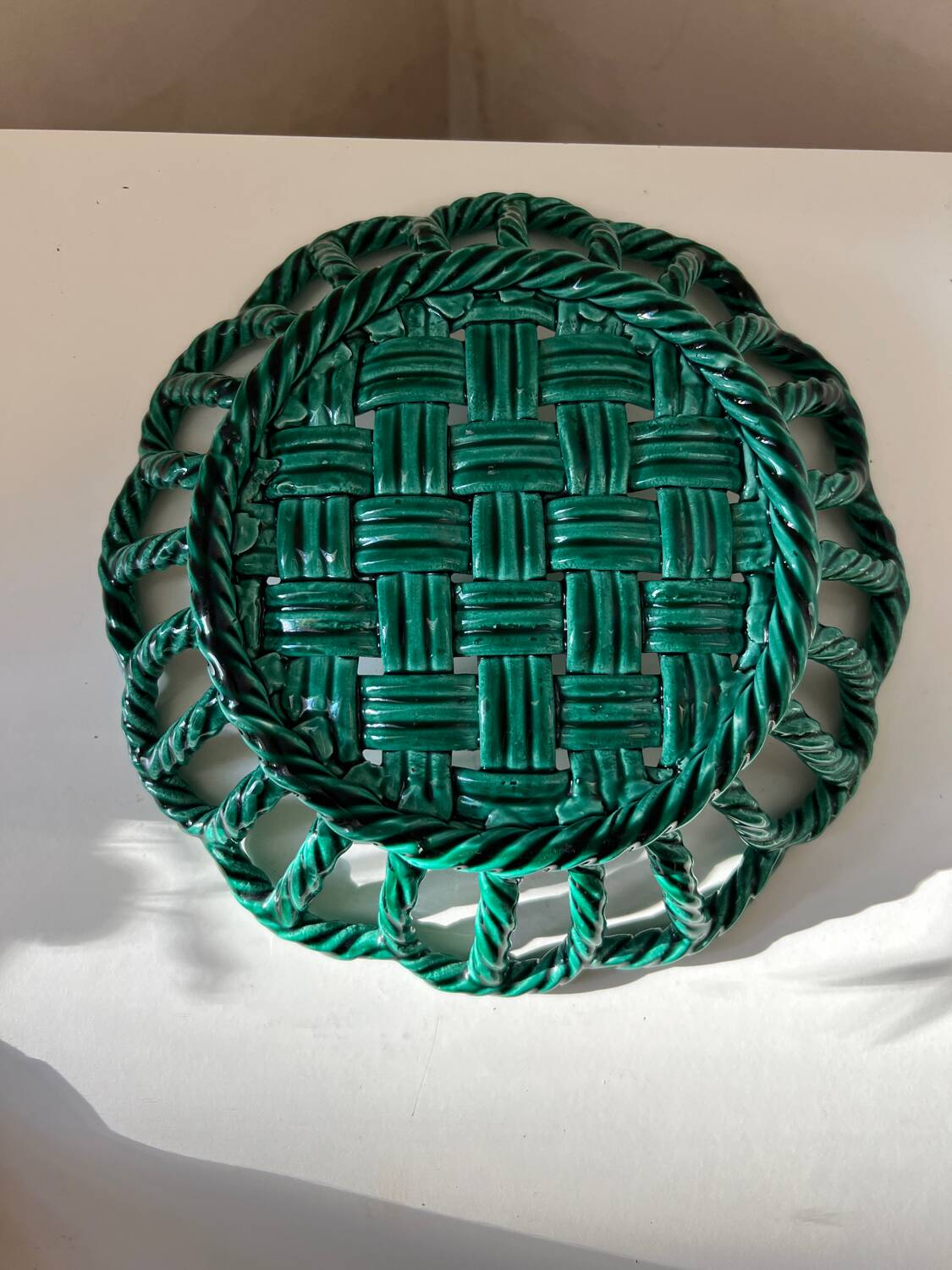 Green woven ceramic fruit basket in the Vallauris style, Malicorne E T