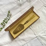 Pie server cake dessert in gold metal vintage silverware yellow bakelite handle