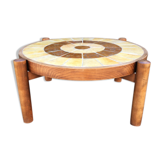 Table basse vintage en hêtre et céramique à décor des signes du zodiaque