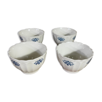 Set of 4 vintage bowls