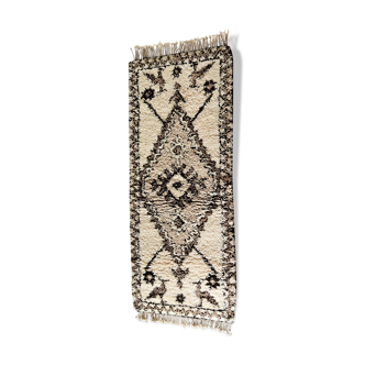 Beni ouarain vintage carpet 210 x 82 cm